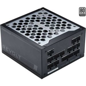 Phanteks Revolt voeding